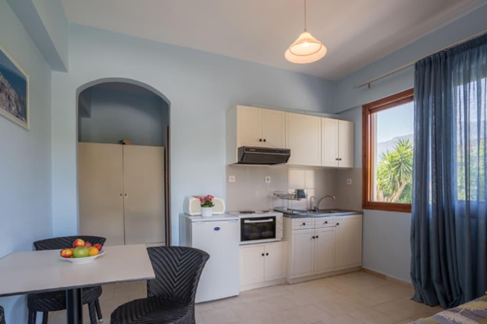 Anthos Apartments Plakias Buitenkant foto